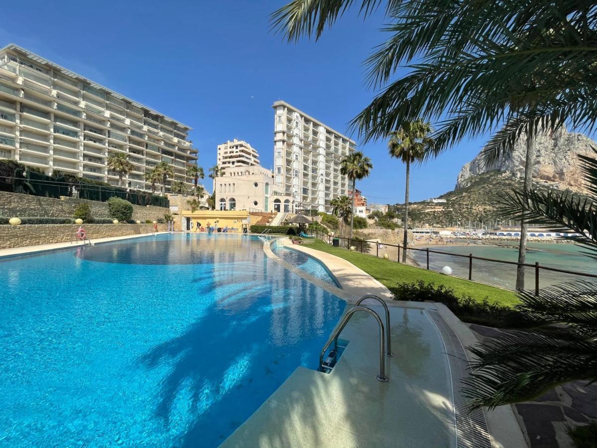 Clp - Beach Front, Pool View And Parking Калпе Екстериор снимка