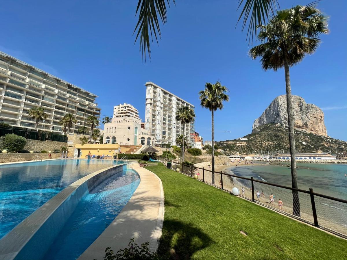 Clp - Beach Front, Pool View And Parking Калпе Екстериор снимка